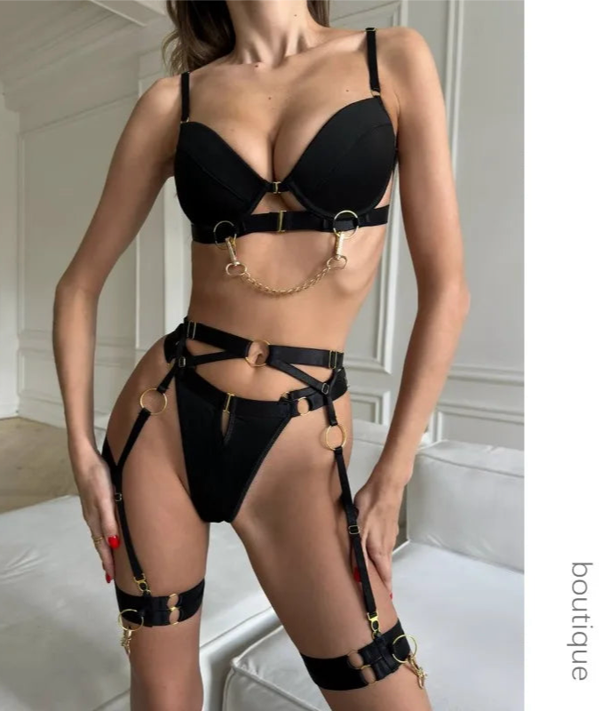 Ashburn Sexy Lingerie Suit for Women Sexy Fashionable Metal Chain Complex Craftsmanship Front Button Sex Hollow Out Underwear
