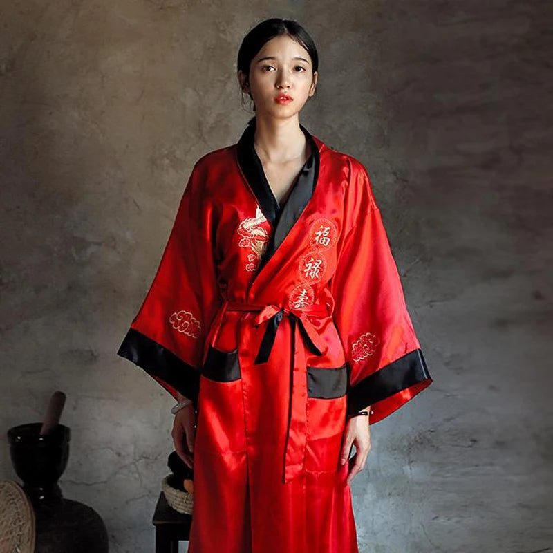 Novelty Reversible Black Red Women Kimono Yukata Satin Embroidery Dragon Nightgown One Size Robe Gown Two Side Sleepwear