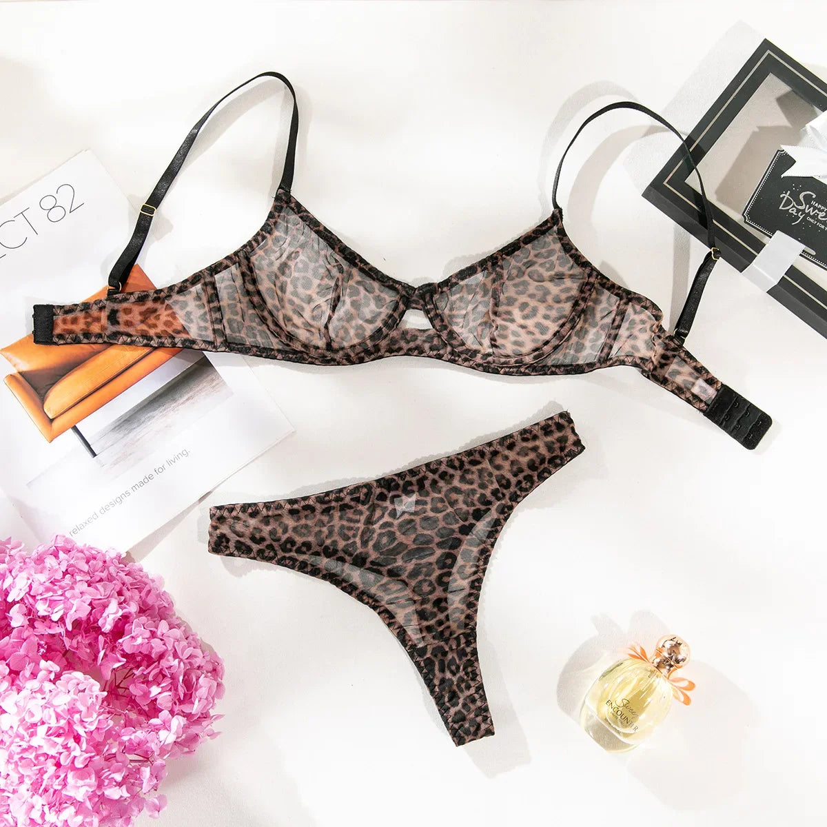 Toucheart 2-Piece Sexy Leopard Print Lingerie Set Bra Women Hollow Sexy Lingerie Thin Mesh Patchwork Print See-Through Sexy Set