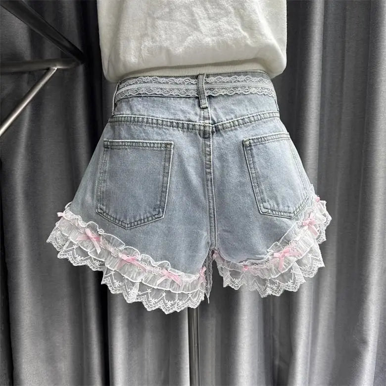 Sweet Lace Splicing Denim Shorts Women's 2025 Summer New A-shaped Wide-footed Jeans Hot Pants