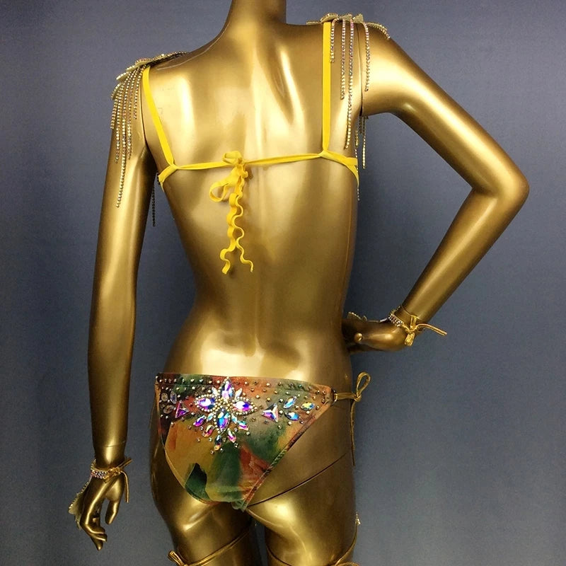 New Design Top Grade Sexy Women Belly Dance Samba Carnival RIO Crystal Wire Bra Costume Outfit Showgirl Dancer Clothes