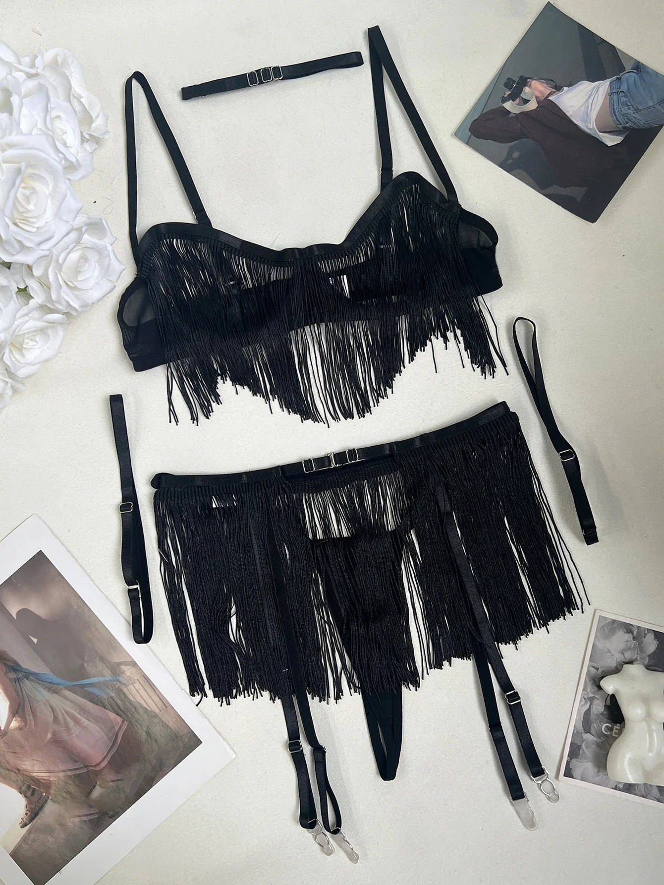 Toucheart Sexy Lingerie for Women Solid Color Tassel Patchwork Mesh See-through 5-piece Set Garters Women's Underwear Halter Bra