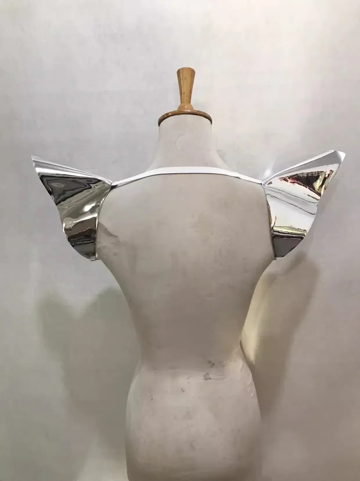 Nightclub Dj Ds Stage Performance Accessories Rave Outfit Silver Flying Shoulder Vest Cosplay Women Cutout Jazz Shoulder Pads