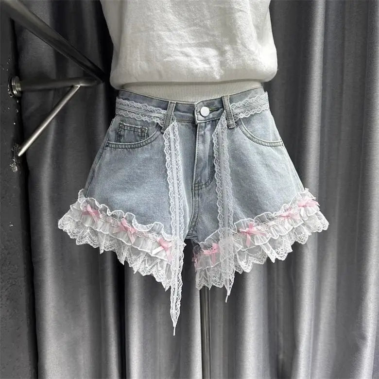 Sweet Lace Splicing Denim Shorts Women's 2025 Summer New A-shaped Wide-footed Jeans Hot Pants