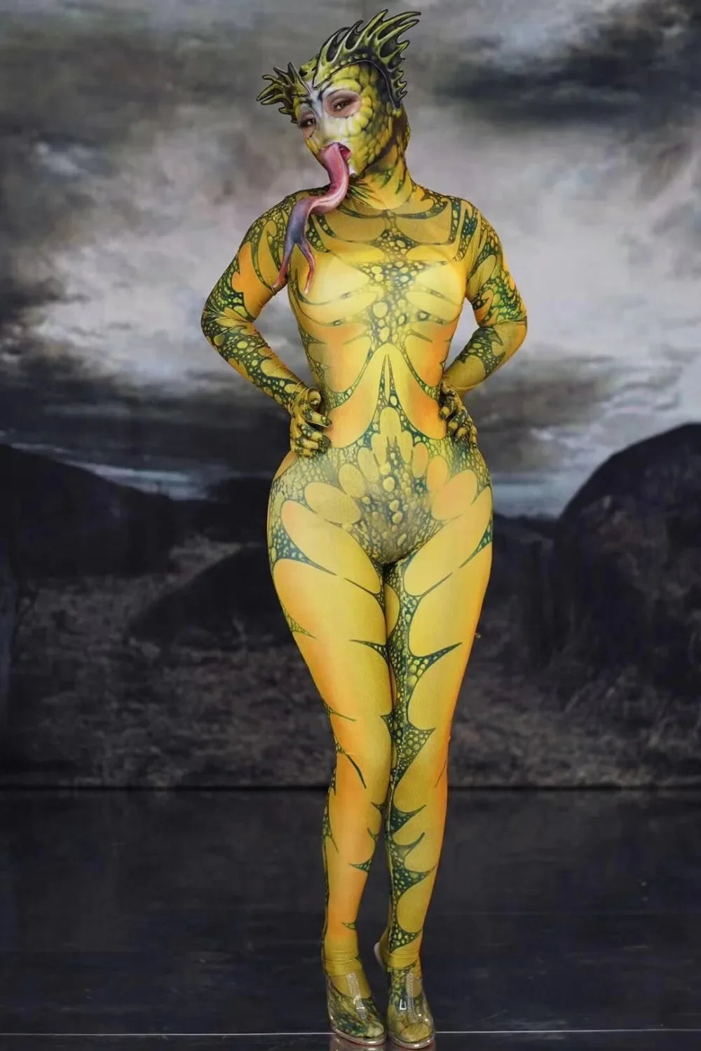 Sexy women stage dance bodysuit Nightclub party Halloween cosplay party costume Lizard female jumpsuit