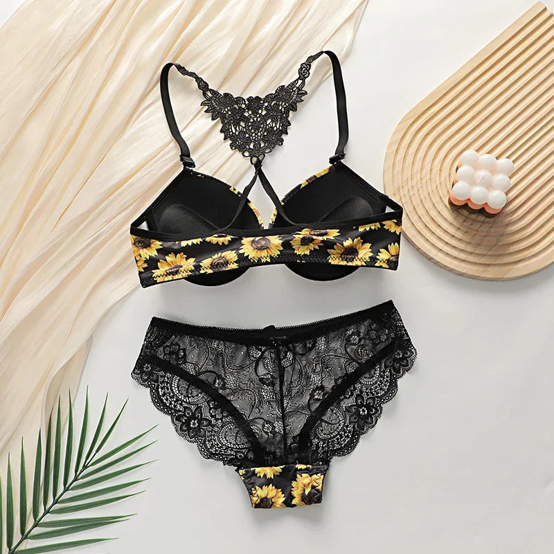 Toucheart 2 Piece Set Sexy Front Buckle Bra Set For Women Lace Gathered Chrysanthemum Bra Exotic Sexy Mesh Lace Underwear Set