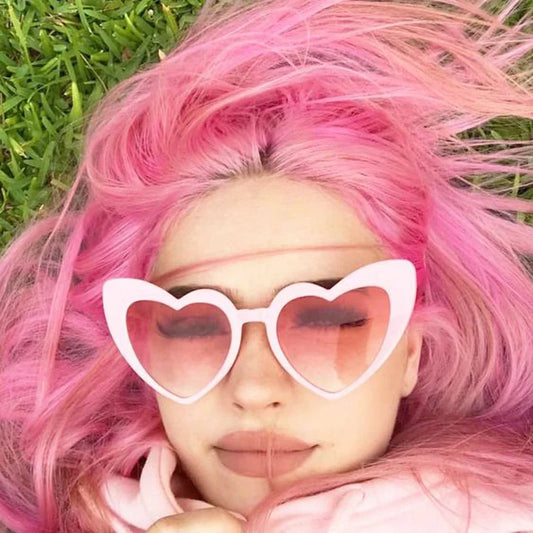 Ladies Pink Cat Eye Love Heart Sunglasses Women Retro Oversized Personality Sun Glasses UV400 Eye Protection Eyewear Goggles