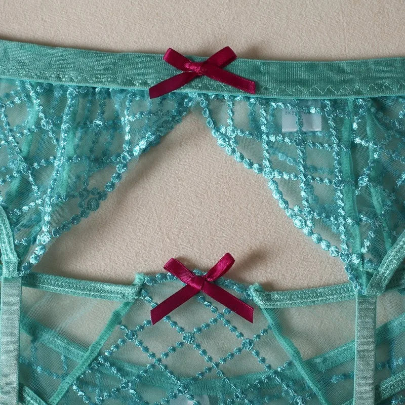 Toucheart Lingeries Sexy Hot for Women Embroidered Bra Steel Support Perspective Sexy Lingerie Set Sexy Hollow Out Underwear Set