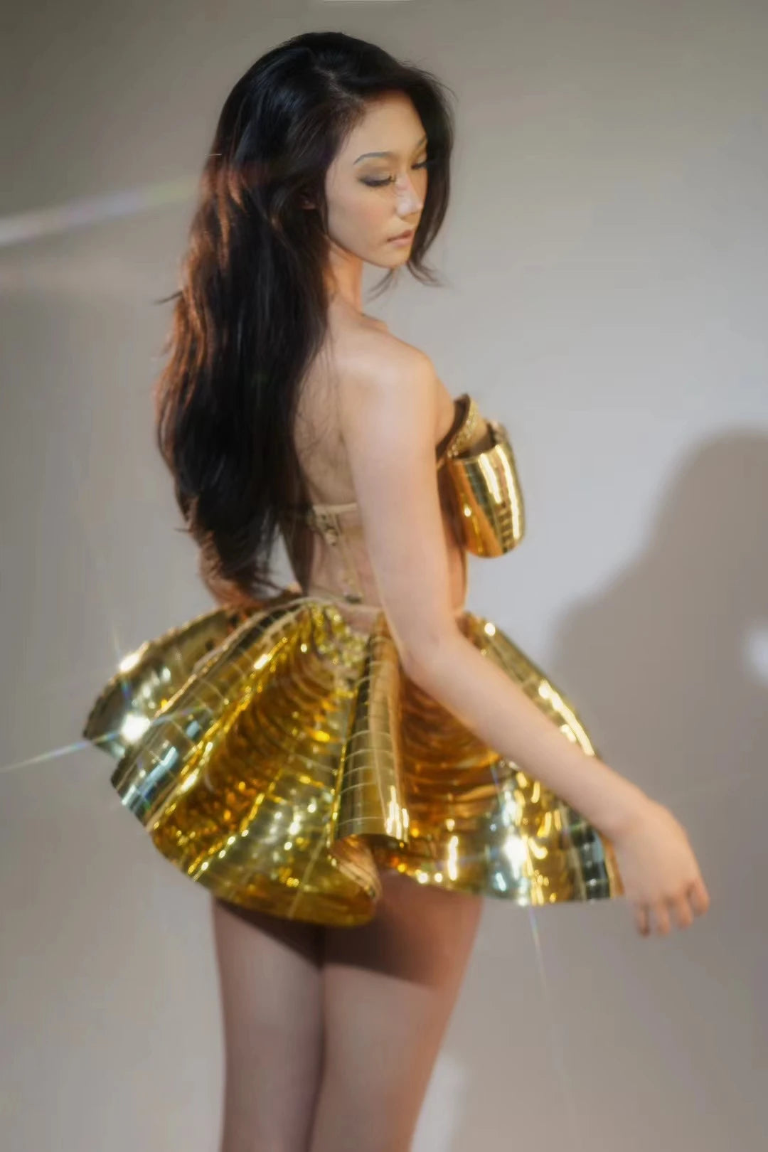 Sexy Diamonds Activity Clothing Women ClubCelebrate Stage Wear Performance Outfit Sparkly GoloSilver Top 2PCS Skirt Sets  Y009