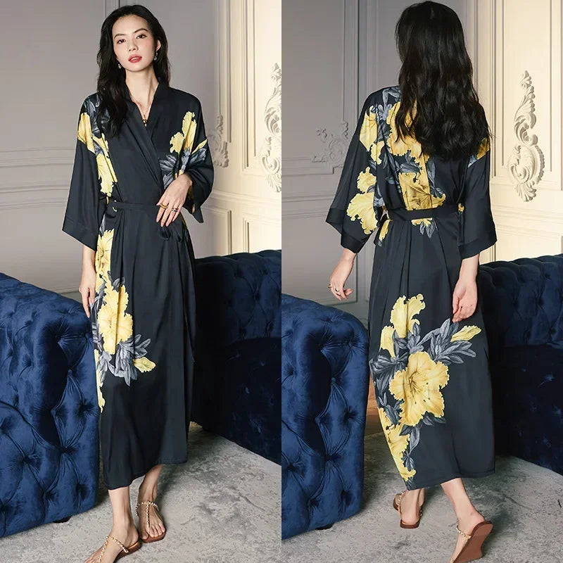 Satin Pajamas Womens Robe for Summer Plus Size Luxury Design Fashion Printing Silk Cool Long Style Bathrobe Womens Long Robes