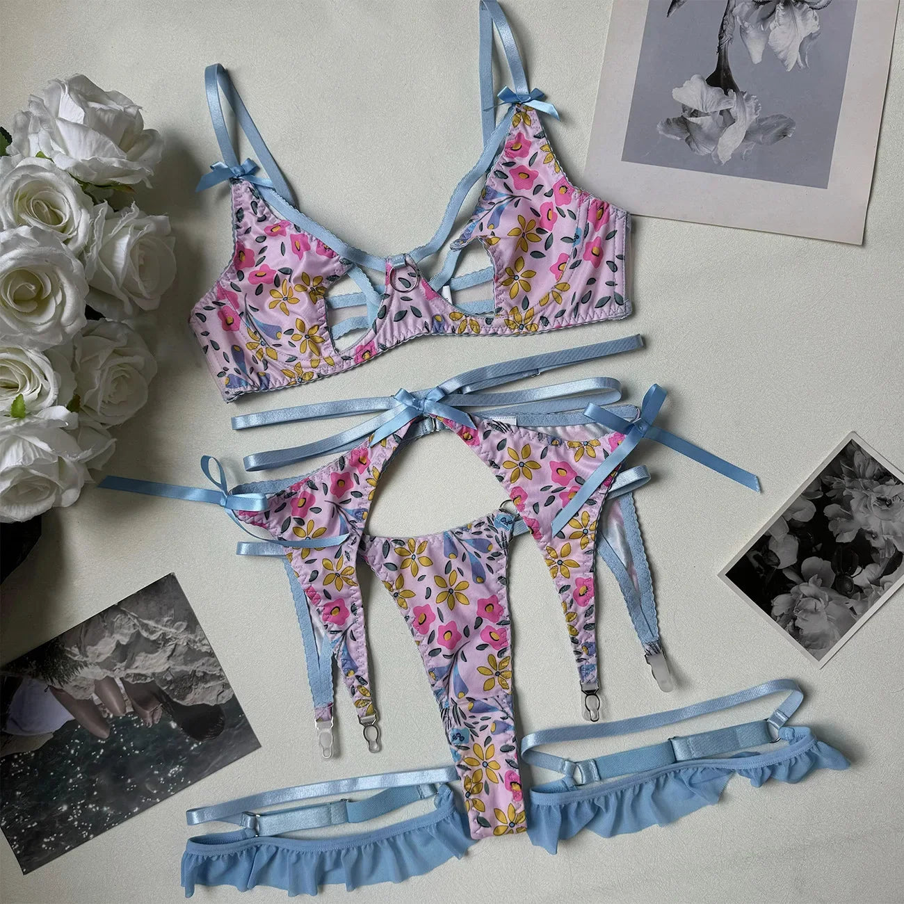 Toucheart Sexy Floral Bra Underwear Set For Women Bow Knot Lace Up Decorate Lace Patchwork Sexy Lingerie Hollow Out Garters Suit