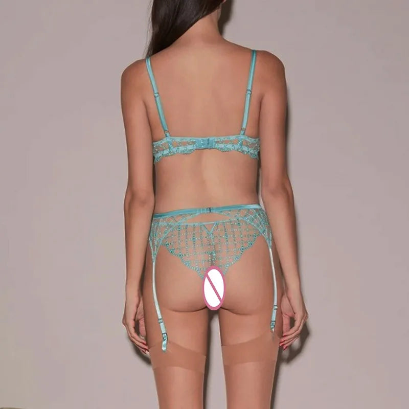 Toucheart Lingeries Sexy Hot for Women Embroidered Bra Steel Support Perspective Sexy Lingerie Set Sexy Hollow Out Underwear Set