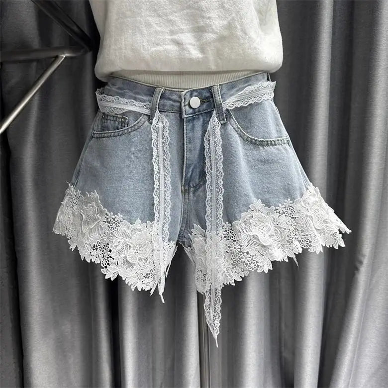 Sweet Lace Splicing Denim Shorts Women's 2025 Summer New A-shaped Wide-footed Jeans Hot Pants