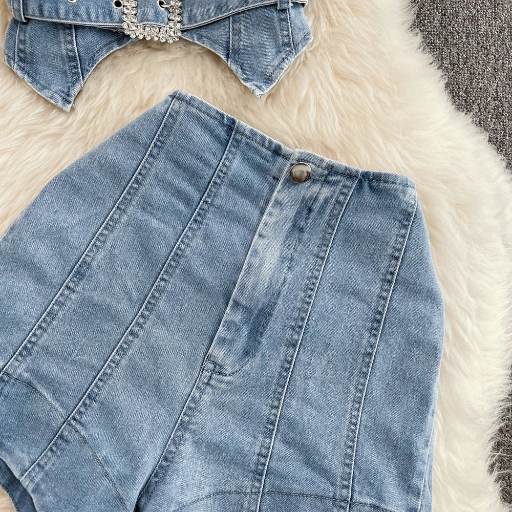 CM.YAYA Women Set Denim Strapless Belt Top +Mini shorts Sets Street Casual Two 2 Piece Set Sexy Party Outfit 2024 Summer