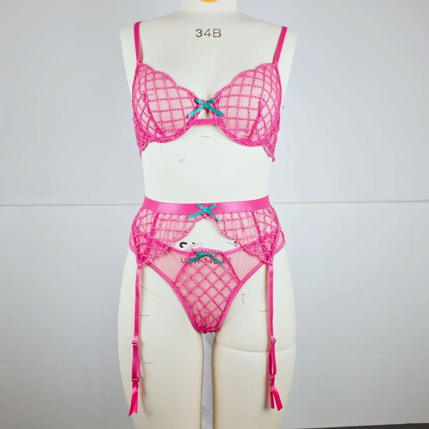 Toucheart Lingeries Sexy Hot for Women Embroidered Bra Steel Support Perspective Sexy Lingerie Set Sexy Hollow Out Underwear Set