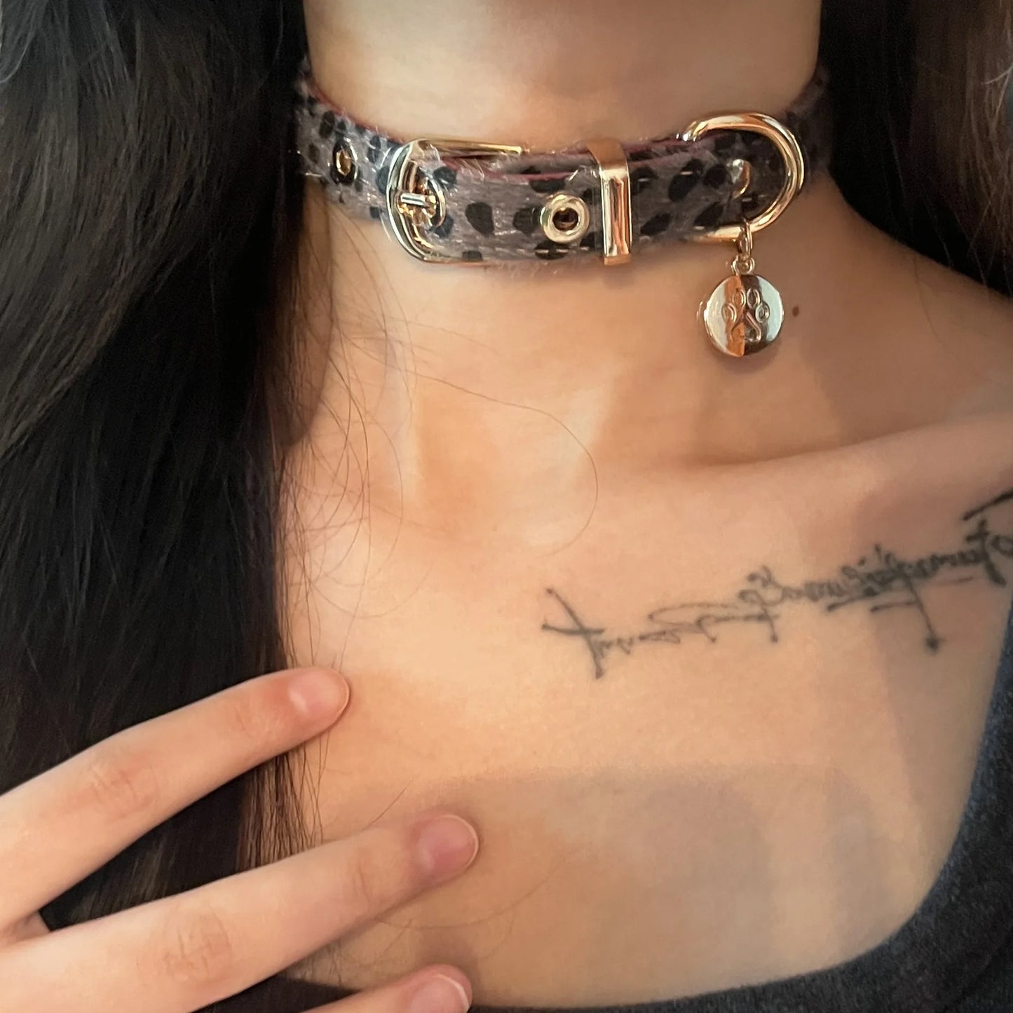 Y2k Sweet Cool Punk Puppy Footprint Tag, Leopard Pattern Horse Hair Choker Collar Leather Neck Belt Party Necklace