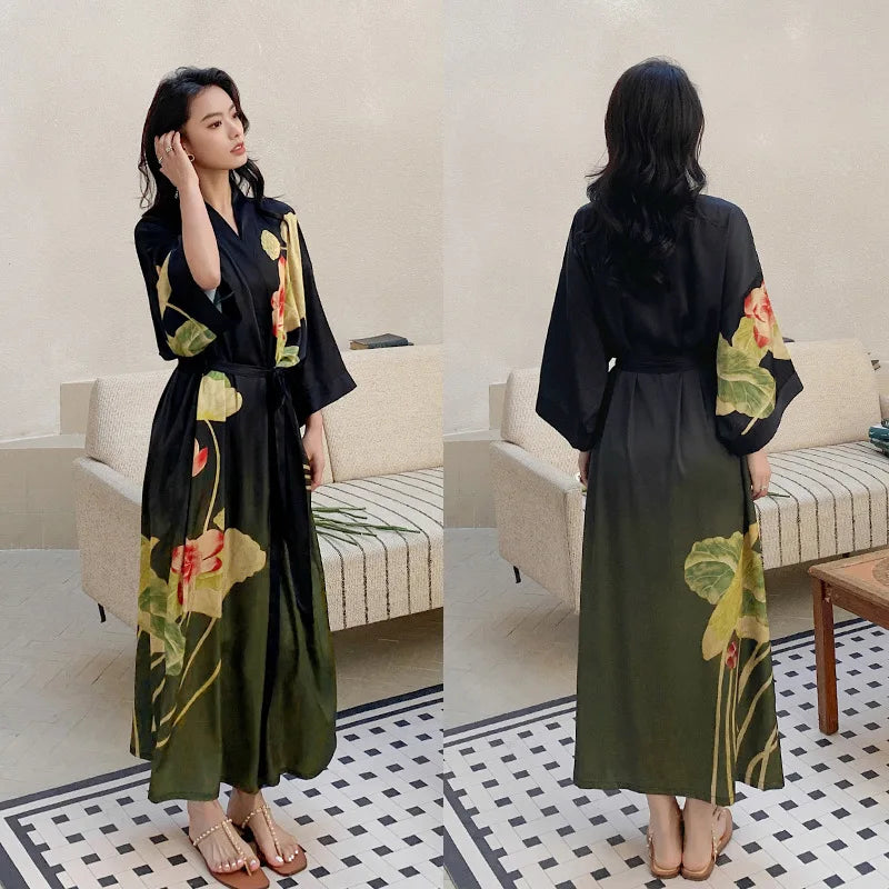 Satin Pajamas Womens Robe for Summer Plus Size Luxury Design Fashion Printing Silk Cool Long Style Bathrobe Womens Long Robes